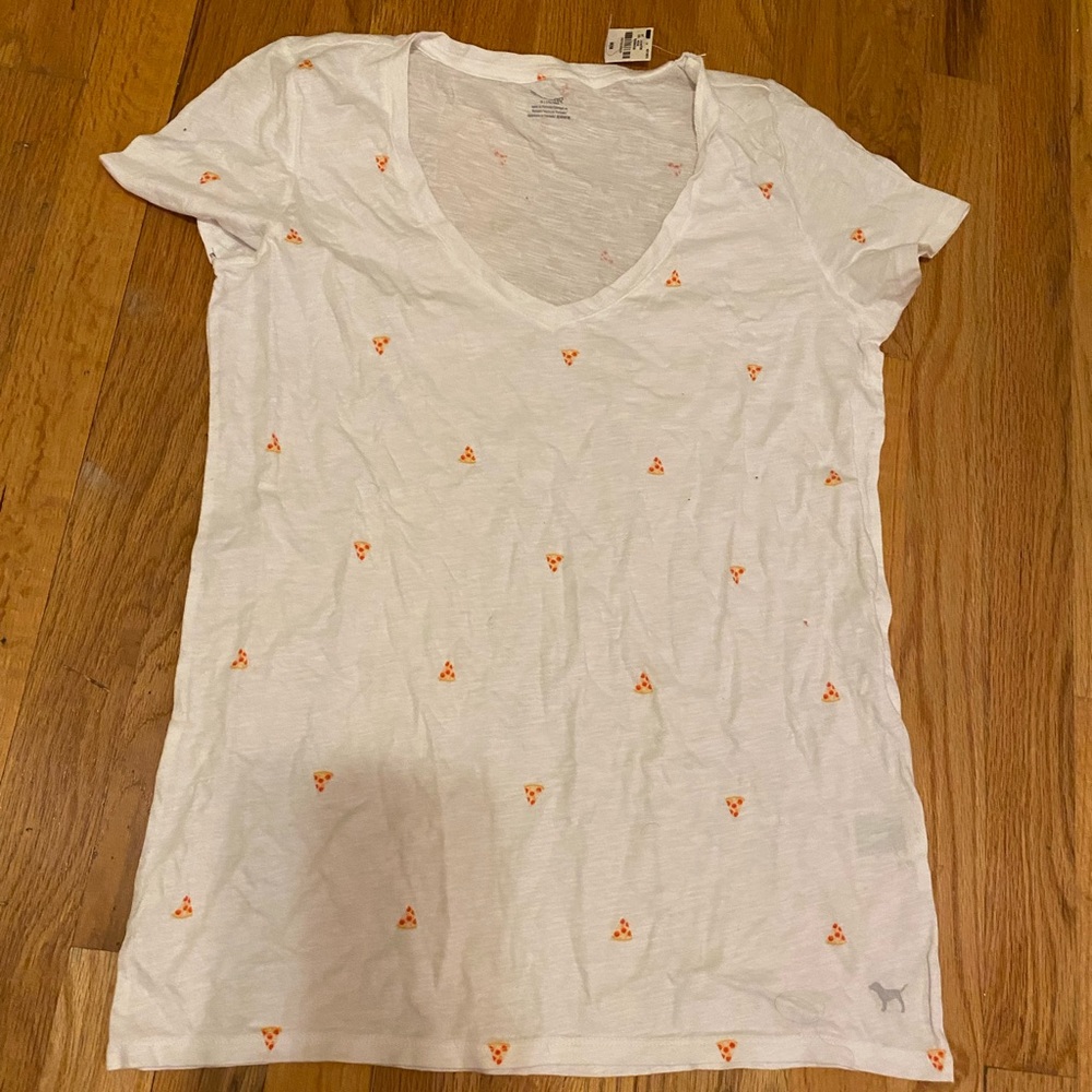 White pink t shirt